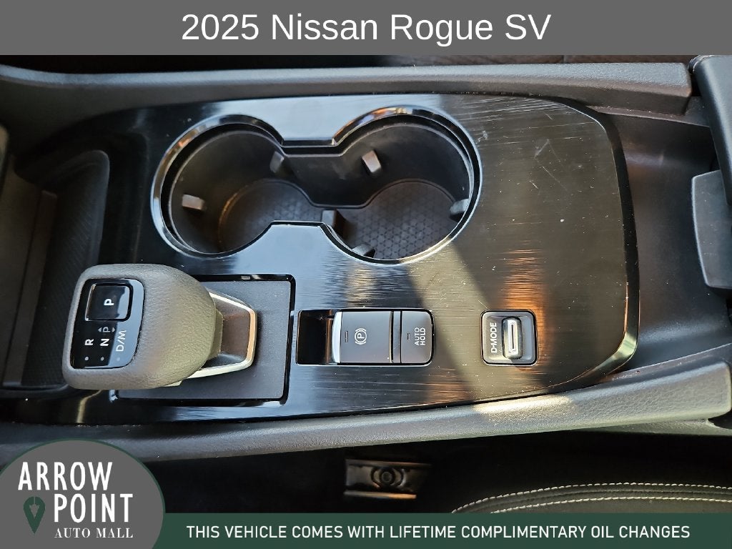 2025 Nissan Rogue SV