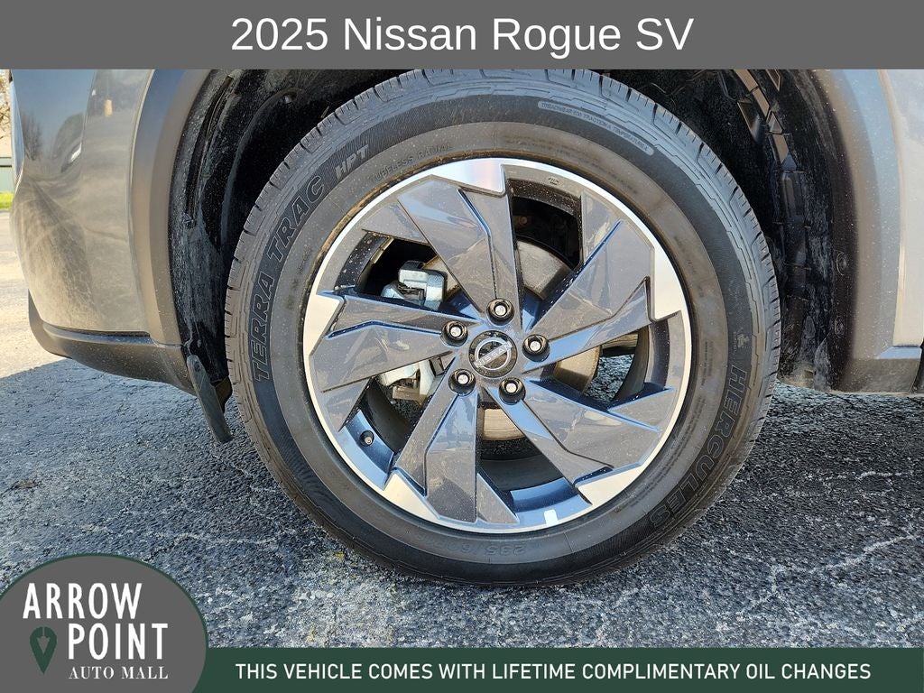 2025 Nissan Rogue SV