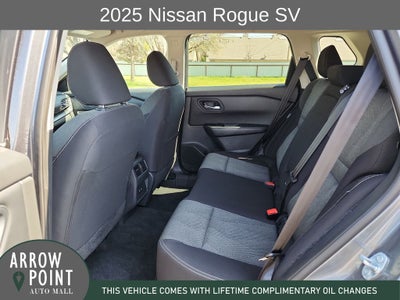 2025 Nissan Rogue SV