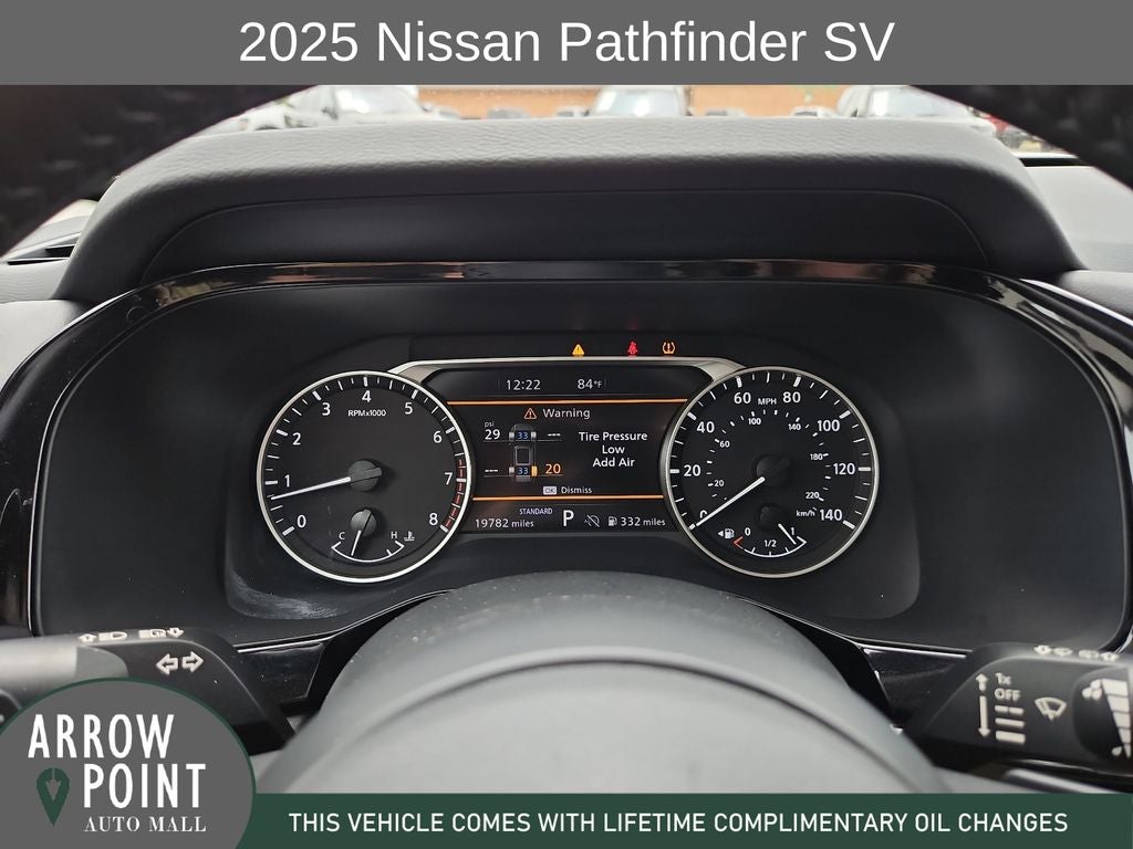 2025 Nissan Pathfinder SV