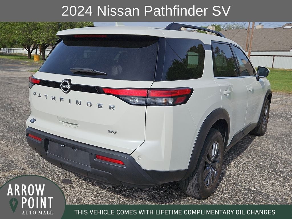 2024 Nissan Pathfinder SV