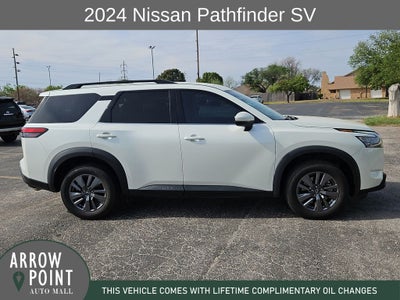 2024 Nissan Pathfinder SV