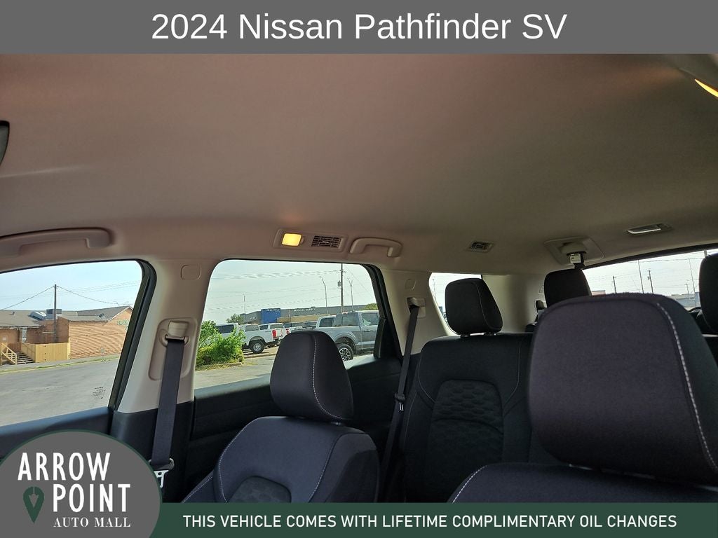 2024 Nissan Pathfinder SV