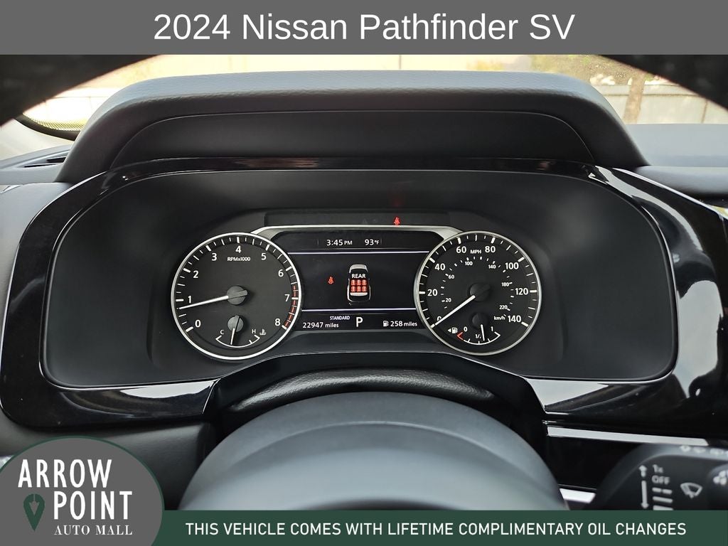 2024 Nissan Pathfinder SV