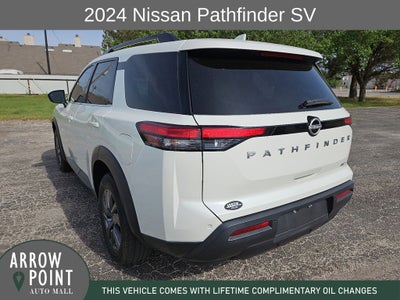 2024 Nissan Pathfinder SV