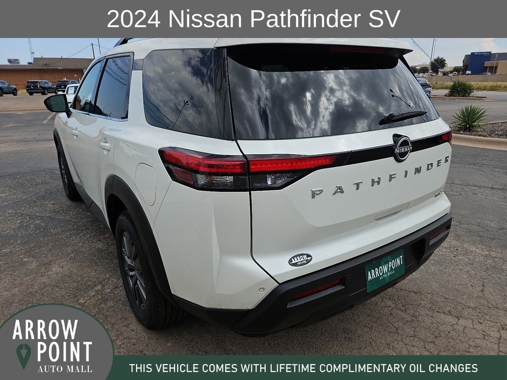 2024 Nissan Pathfinder SV