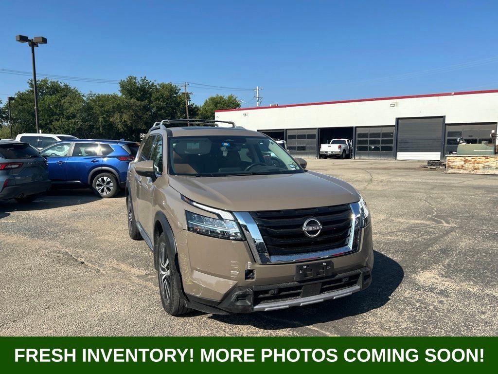 2024 Nissan Pathfinder Platinum