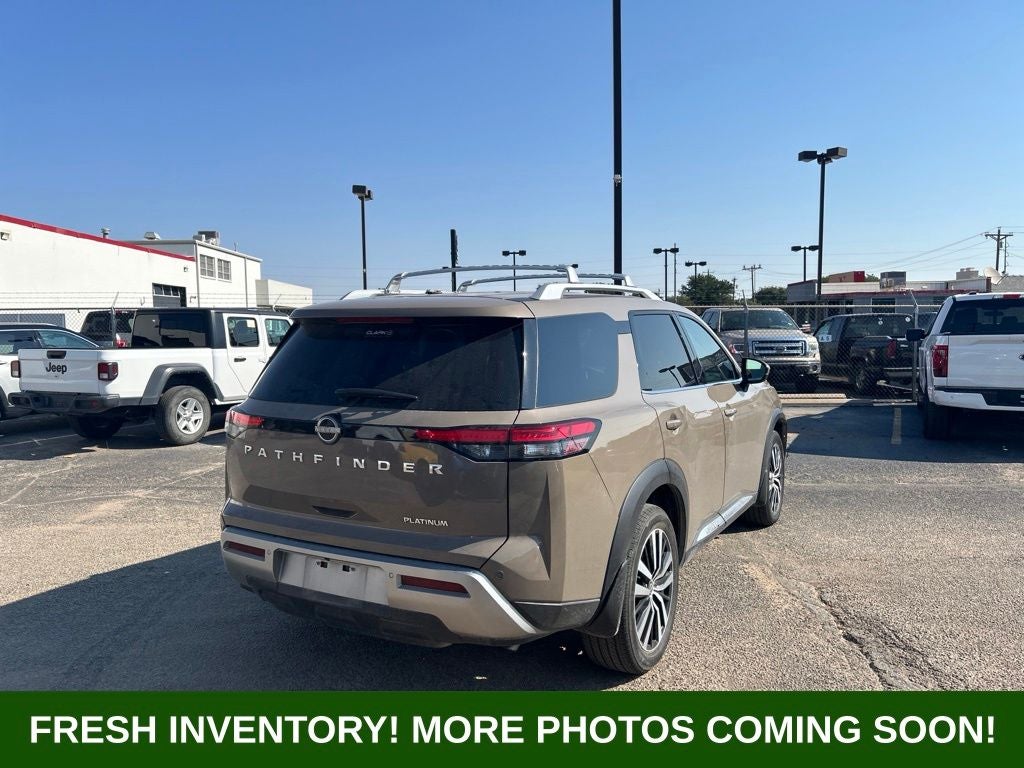 2024 Nissan Pathfinder Platinum