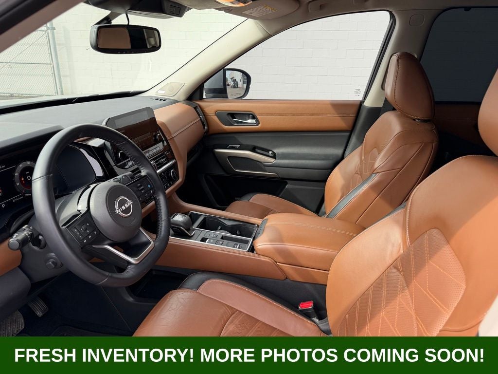2022 Nissan Pathfinder Platinum
