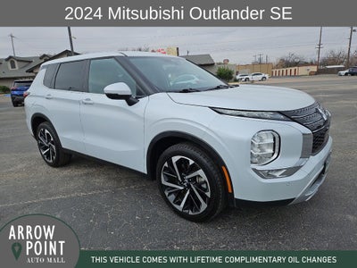 2024 Mitsubishi Outlander SE