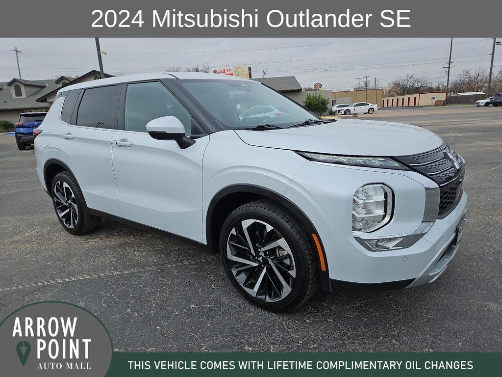 2024 Mitsubishi Outlander SE