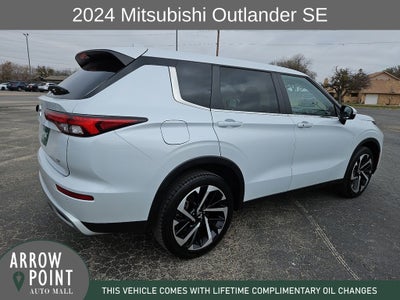 2024 Mitsubishi Outlander SE