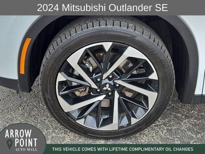 2024 Mitsubishi Outlander SE