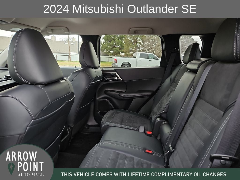 2024 Mitsubishi Outlander SE