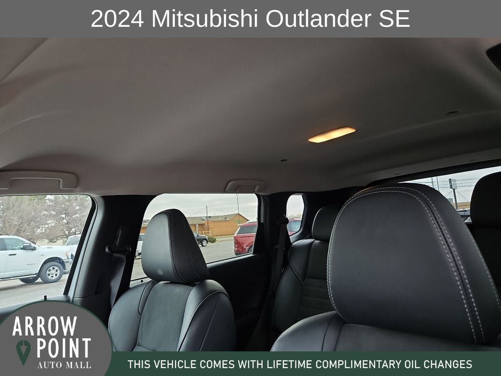 2024 Mitsubishi Outlander SE
