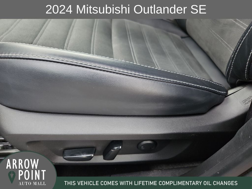 2024 Mitsubishi Outlander SE