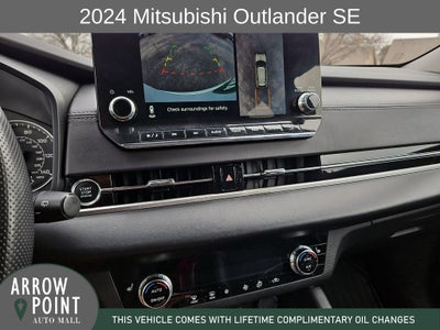 2024 Mitsubishi Outlander SE