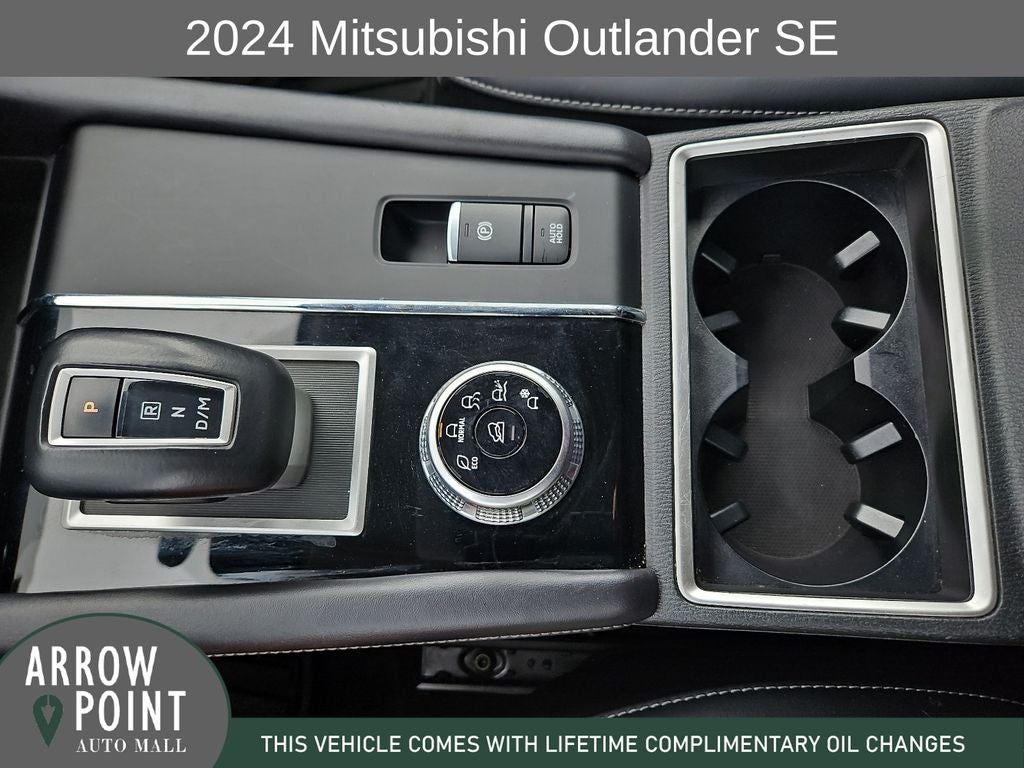 2024 Mitsubishi Outlander SE