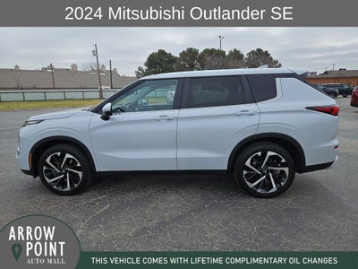 2024 Mitsubishi Outlander SE