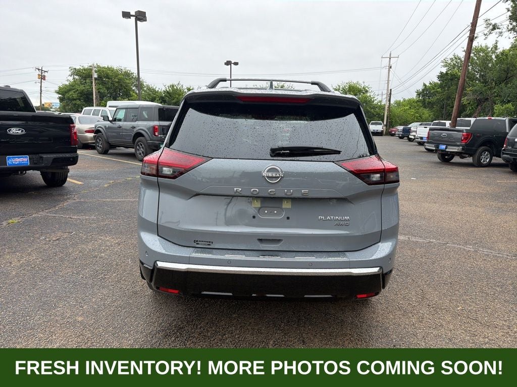 2025 Nissan Rogue Platinum