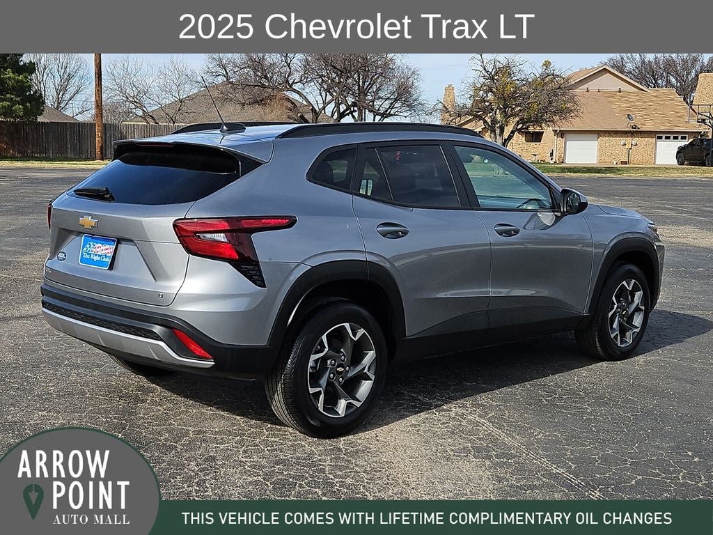 2025 Chevrolet Trax LT