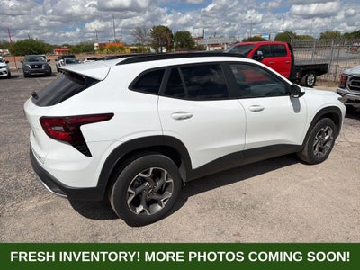 2025 Chevrolet Trax LT