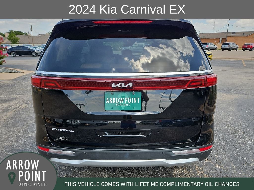 2024 Kia Carnival EX
