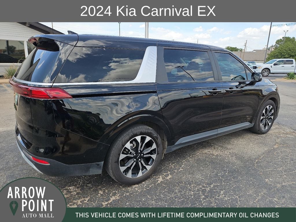 2024 Kia Carnival EX