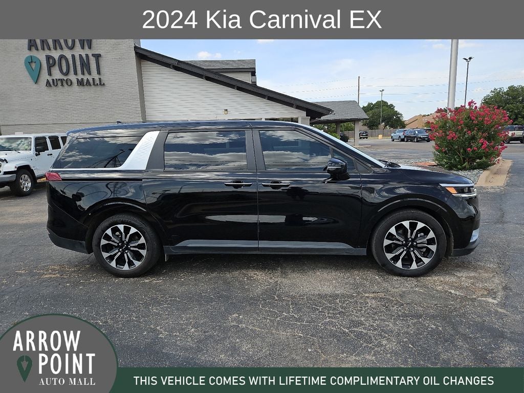 2024 Kia Carnival EX