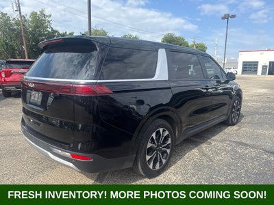 2024 Kia Carnival EX