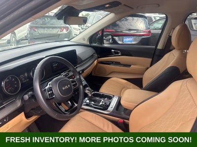 2024 Kia Carnival EX