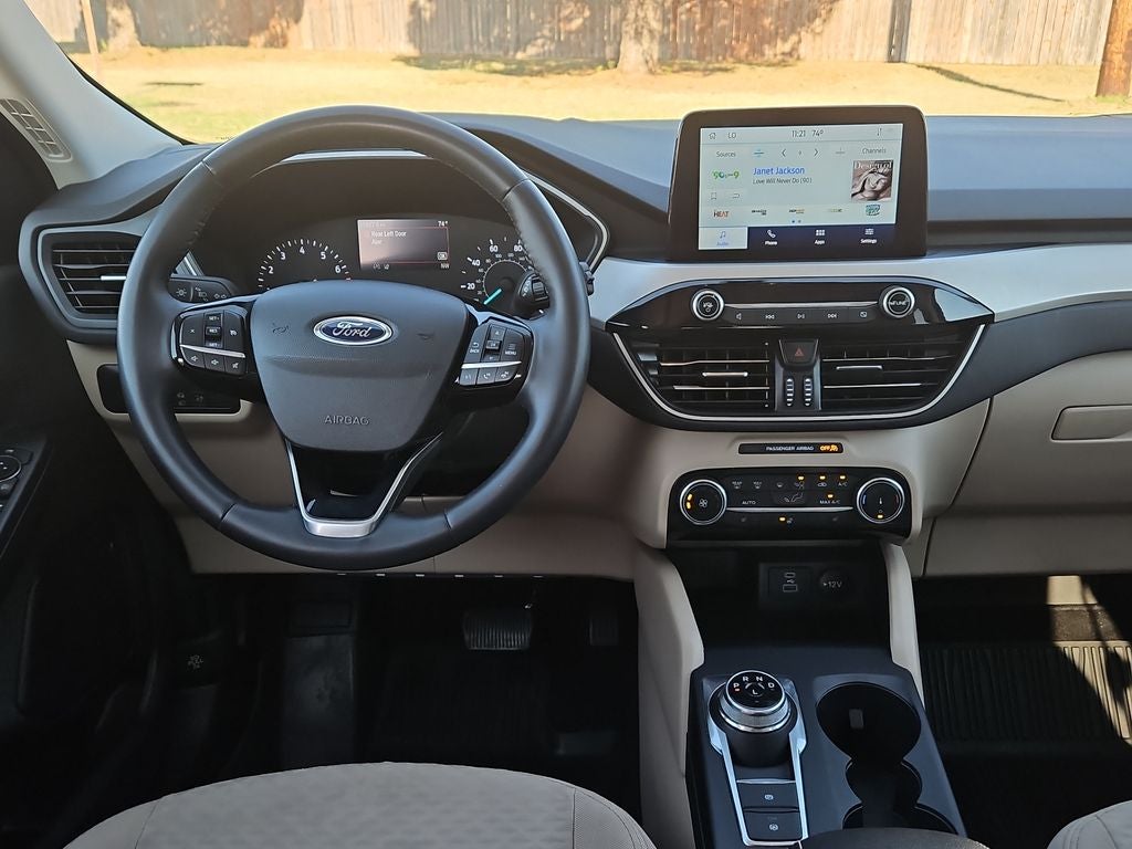 2022 Ford Escape SE