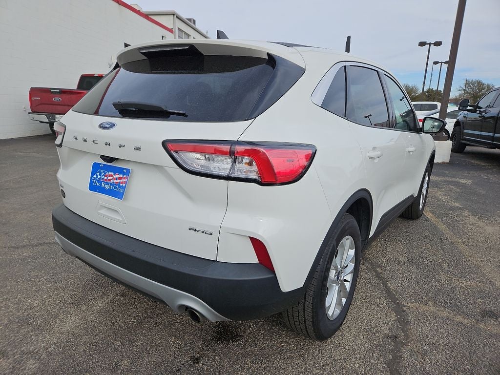 2022 Ford Escape SE