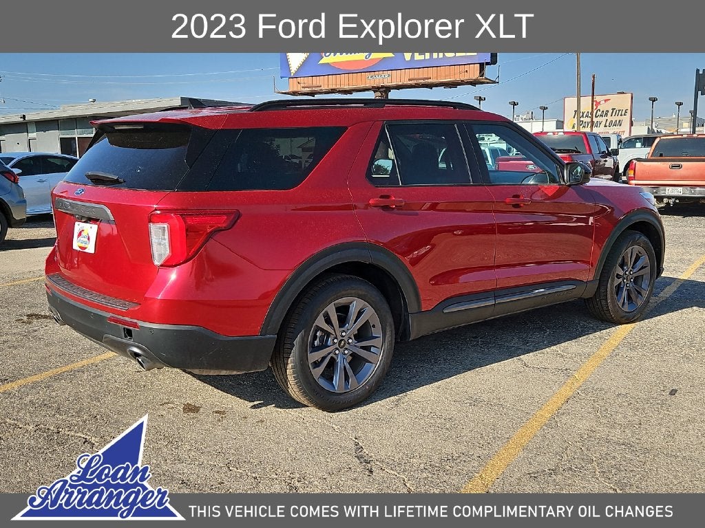 2023 Ford Explorer XLT