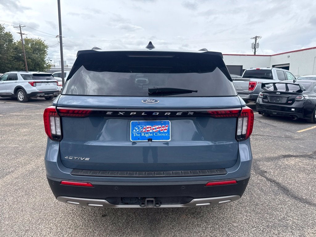 2025 Ford Explorer Active