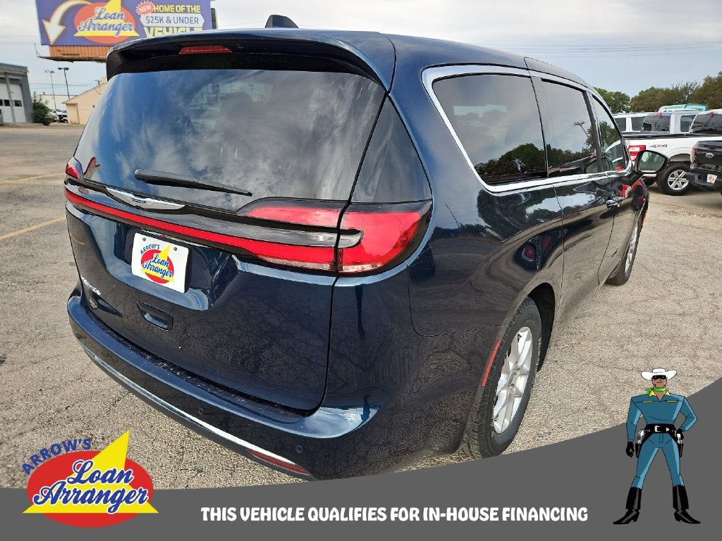 2023 Chrysler Pacifica Touring L