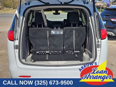 2020 Chrysler Voyager LXI