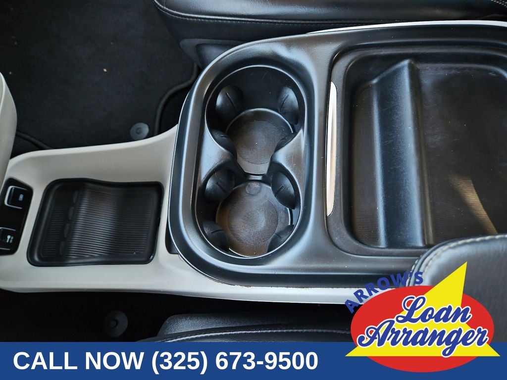 2020 Chrysler Voyager LXI