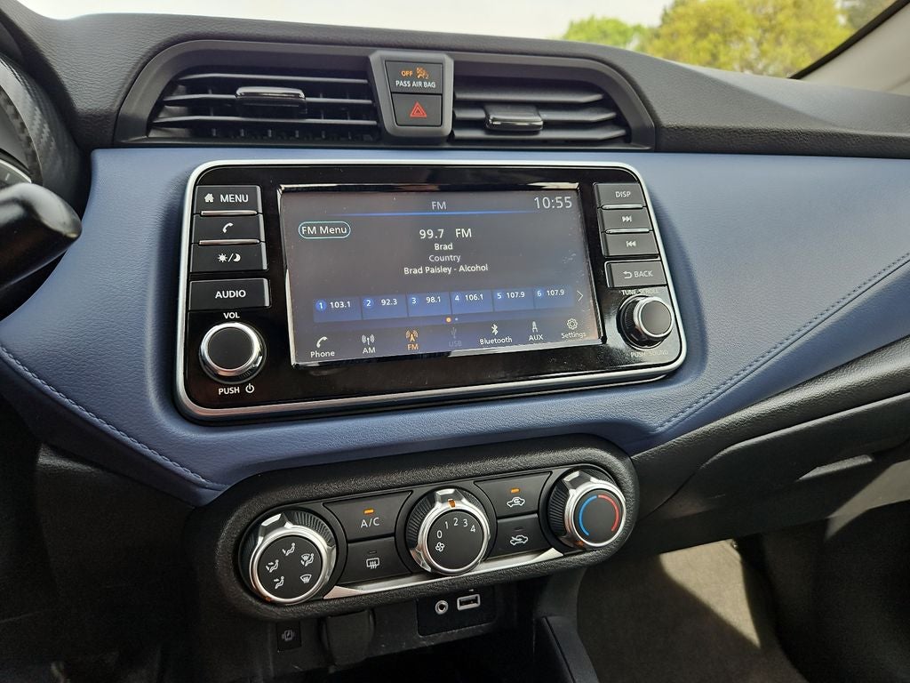 2024 Nissan Versa 1.6 SV