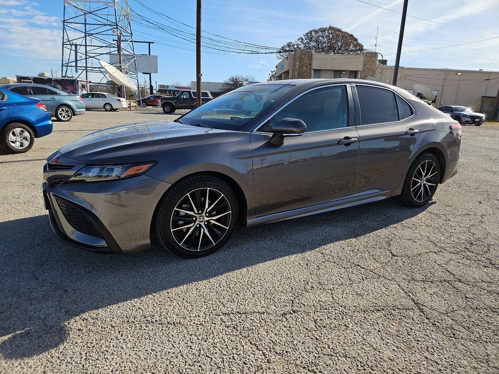 2023 Toyota Camry Hybrid SE