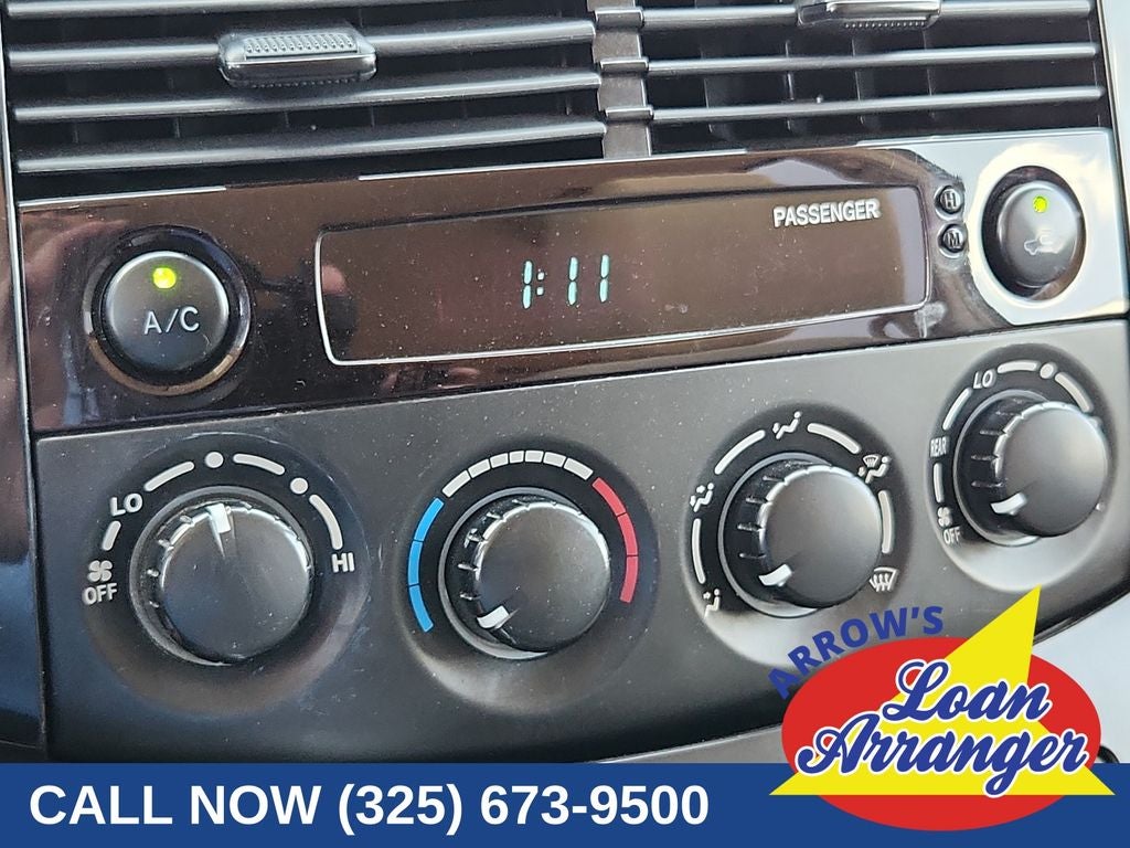 2005 Toyota Sienna Base