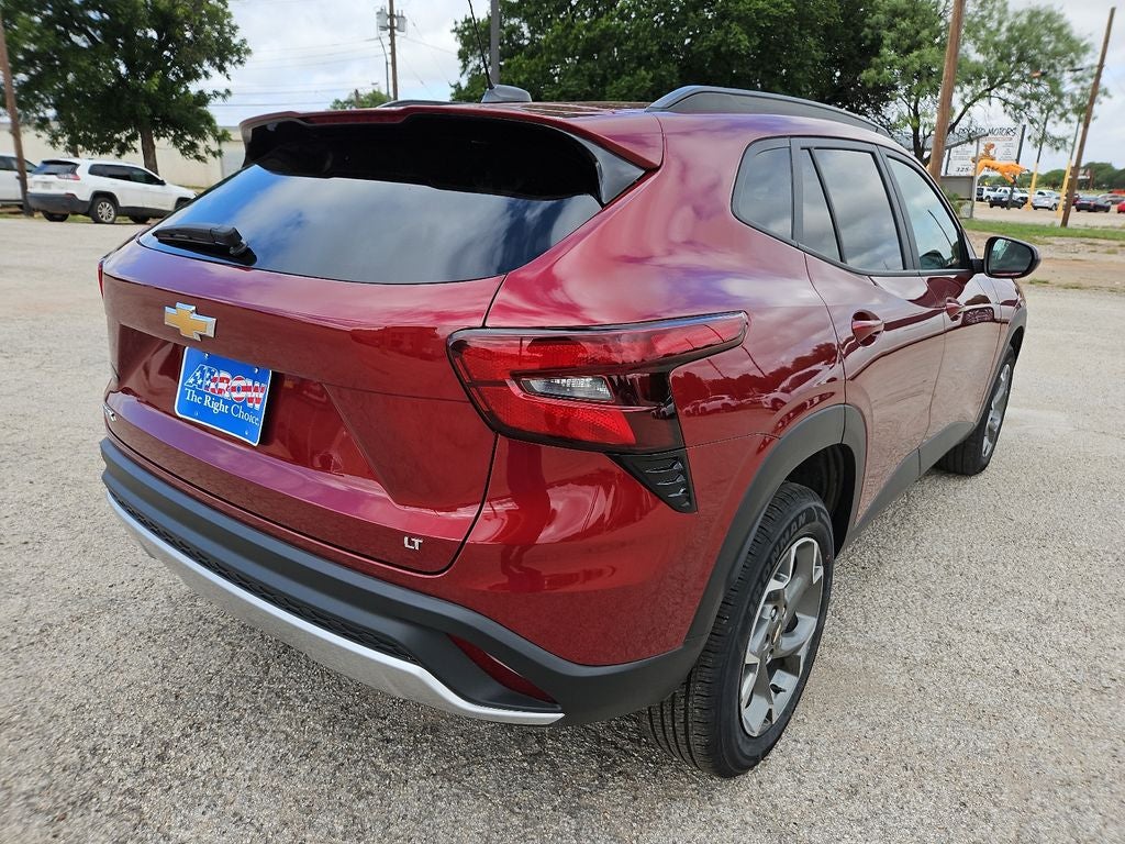 2025 Chevrolet Trax LT