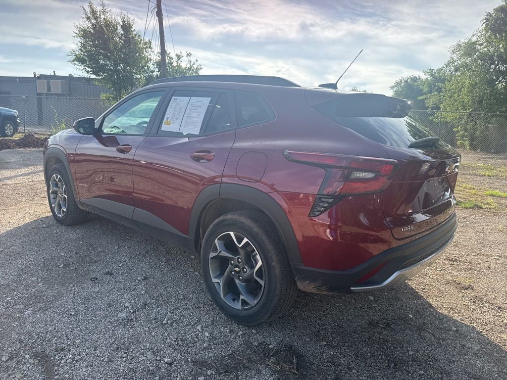 2025 Chevrolet Trax LT