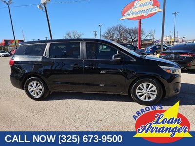2017 Kia Sedona L