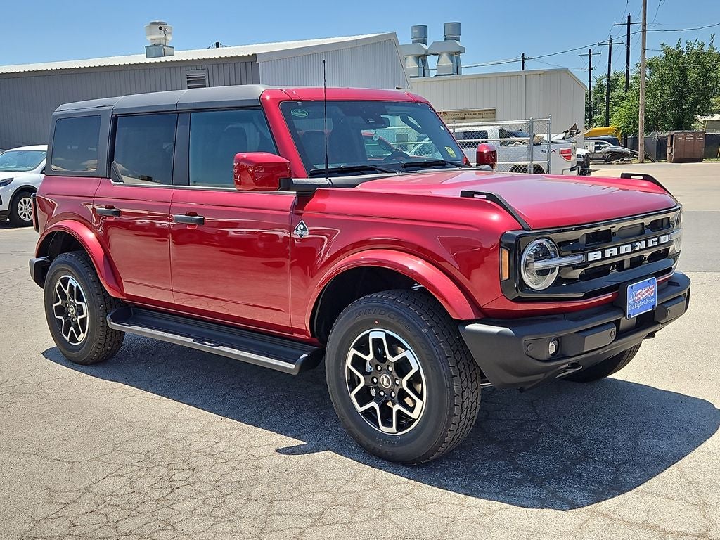 2026 Ford Bronco Outer Banks®