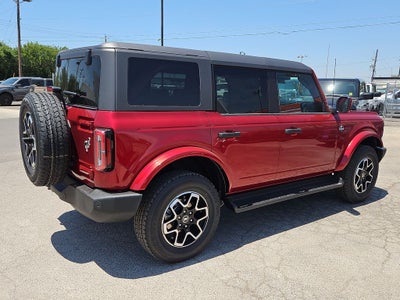 2026 Ford Bronco Outer Banks®