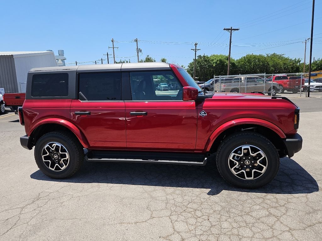 2026 Ford Bronco Outer Banks®