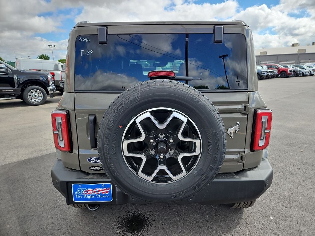 2026 Ford Bronco Outer Banks®