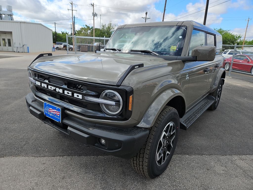 2026 Ford Bronco Outer Banks®