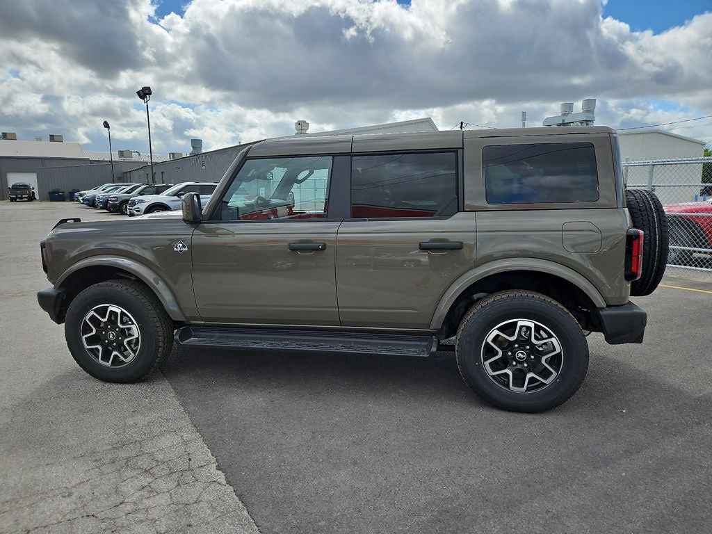 2026 Ford Bronco Outer Banks®